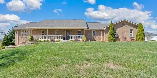 55 Murray CT