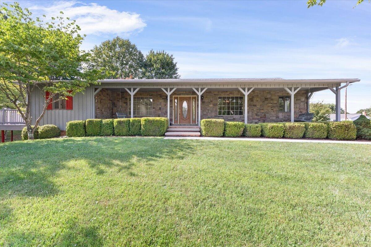 Image 3: 03-283 Orchard Lake Dr_2-3
