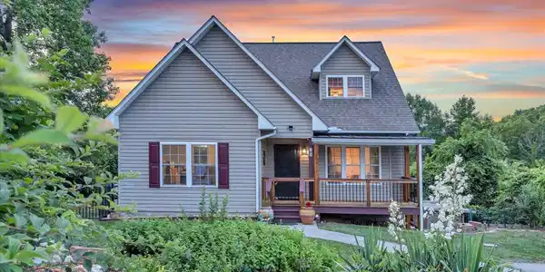 20 Wood Ridge DR