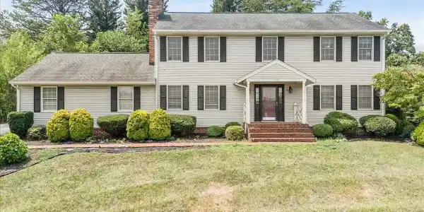 176 McIntosh RD