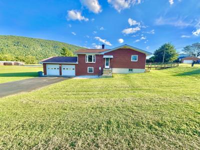 300 Horse Mountain View