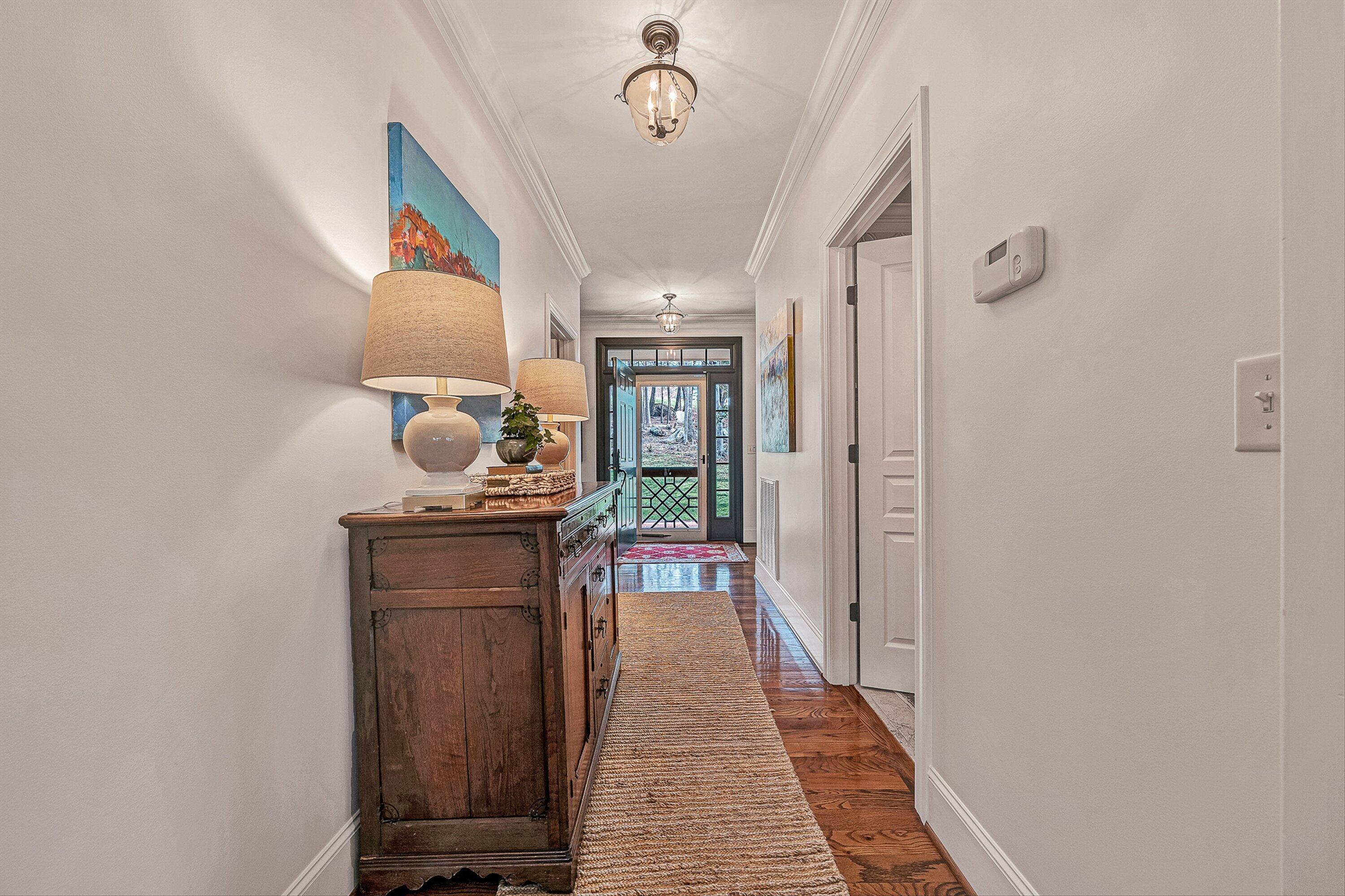 Image 4: Entry Foyer