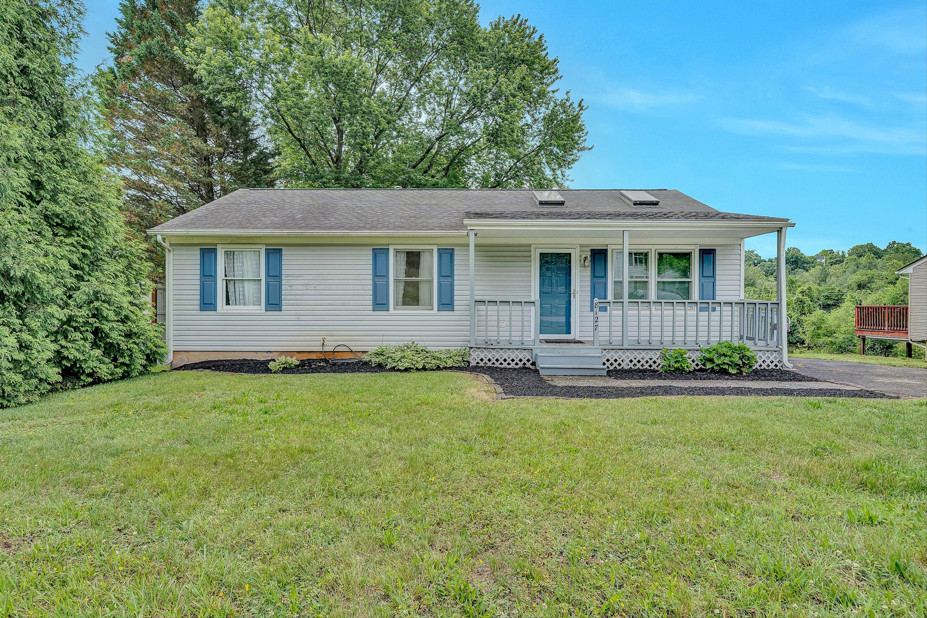 Image 1: 8127 Ashton Lane
