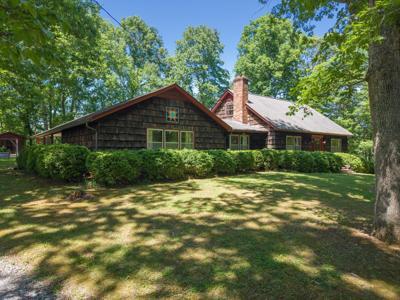 1115 Robin Ridge RD
