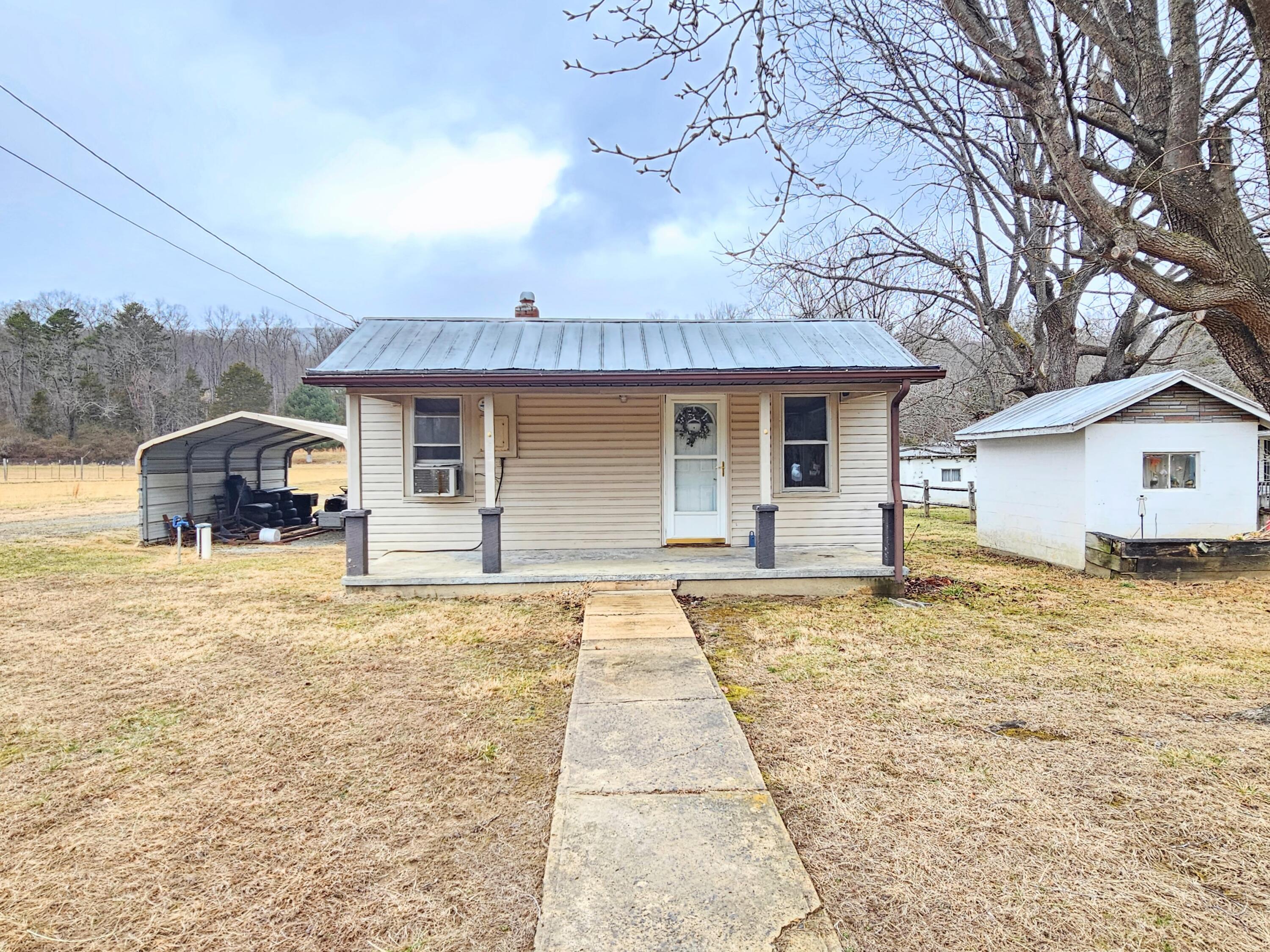 Image 1: 650 Boulevard