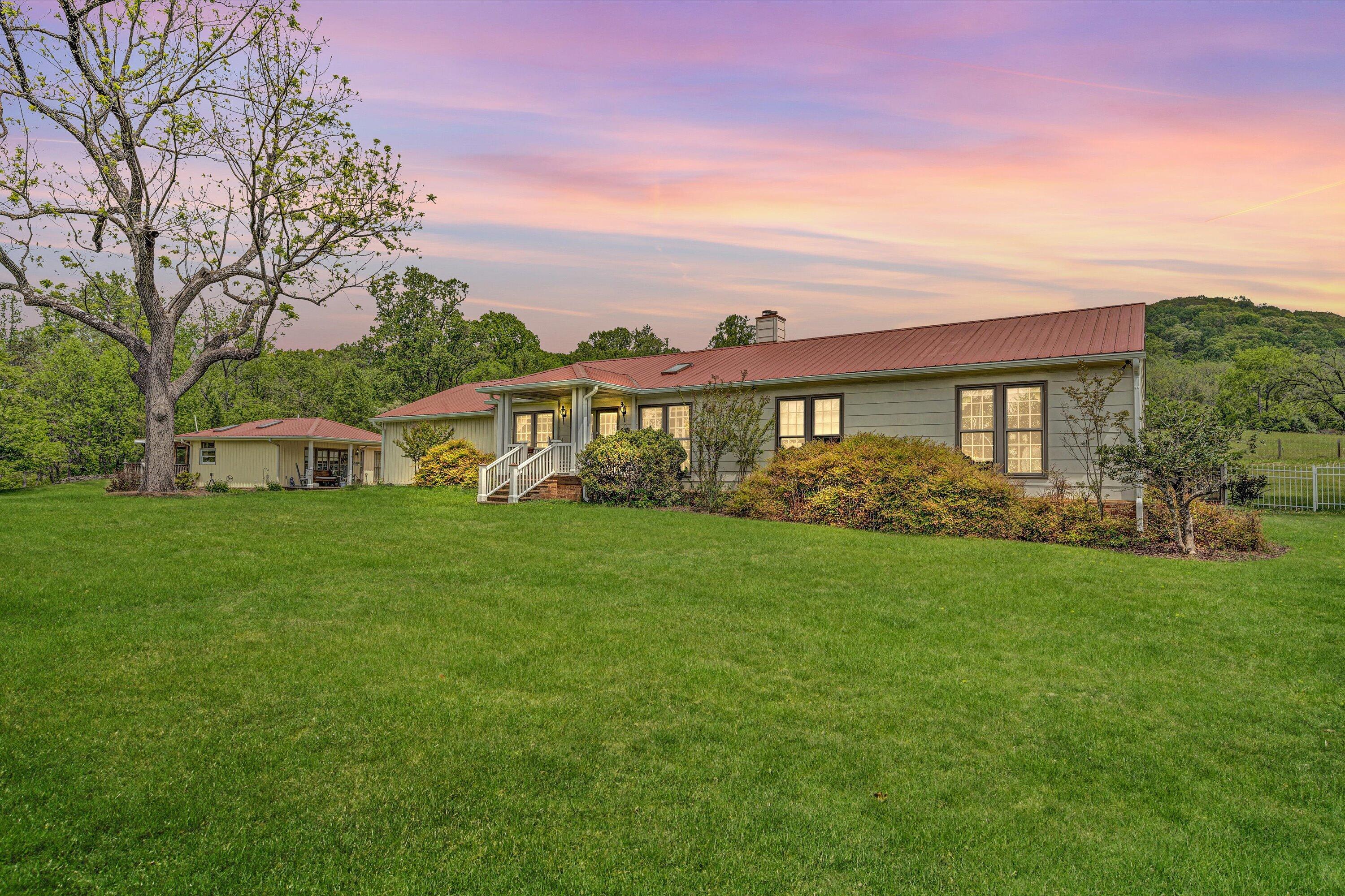 Image 1: Main Villa Front Photo