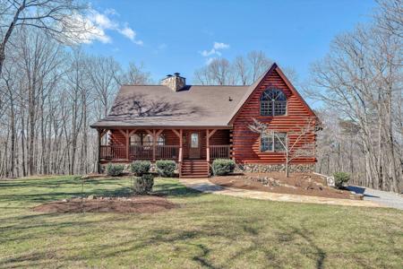 942 Vista PKWY