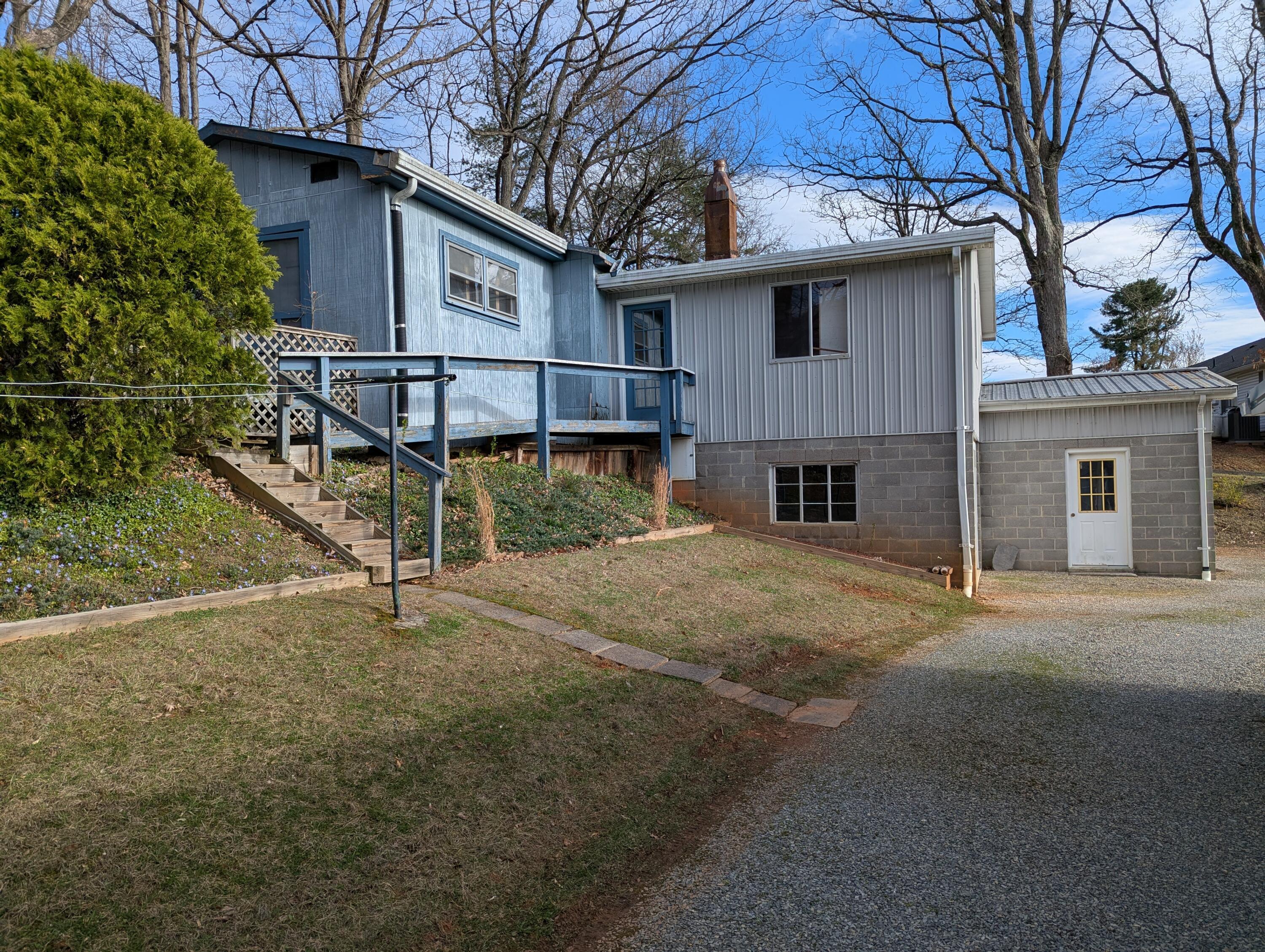 Image 4: 45 Meadowview Ave