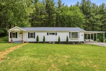 6734 Blacksburg RD