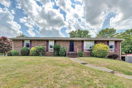 5543 Country LN
