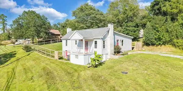 Image 2: 02-DJI_20260730182246_0059_D