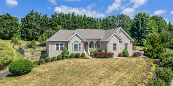75 Walnut Manor DR