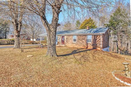 1104 Union Hall School RD