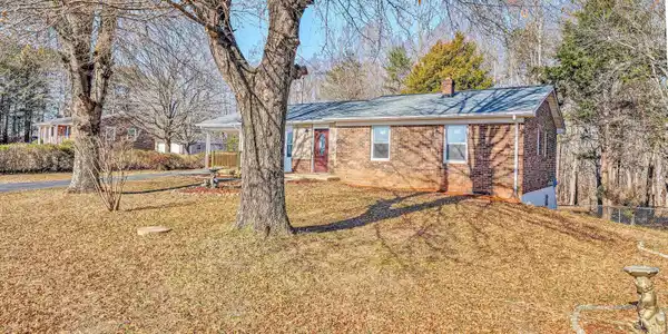 1104 Union Hall School RD