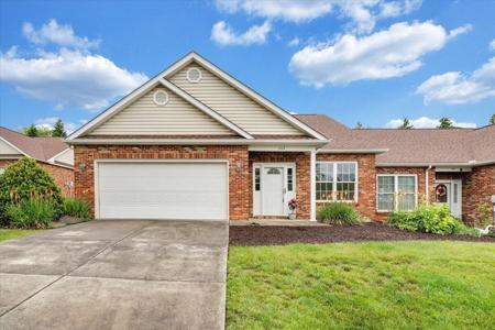 202 Cypress CT