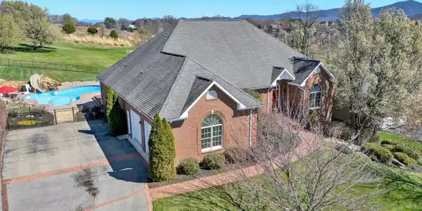 232 Savannah CT
