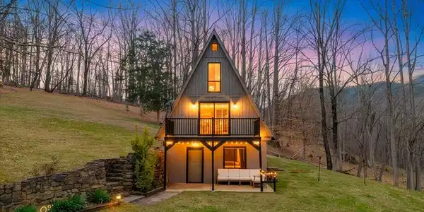 10924 Narrow Passage RD