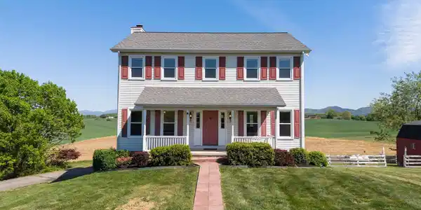 1658 Country Club RD