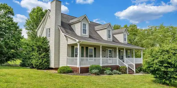201 Jay Ridge RD