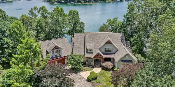 54 Bay View CIR