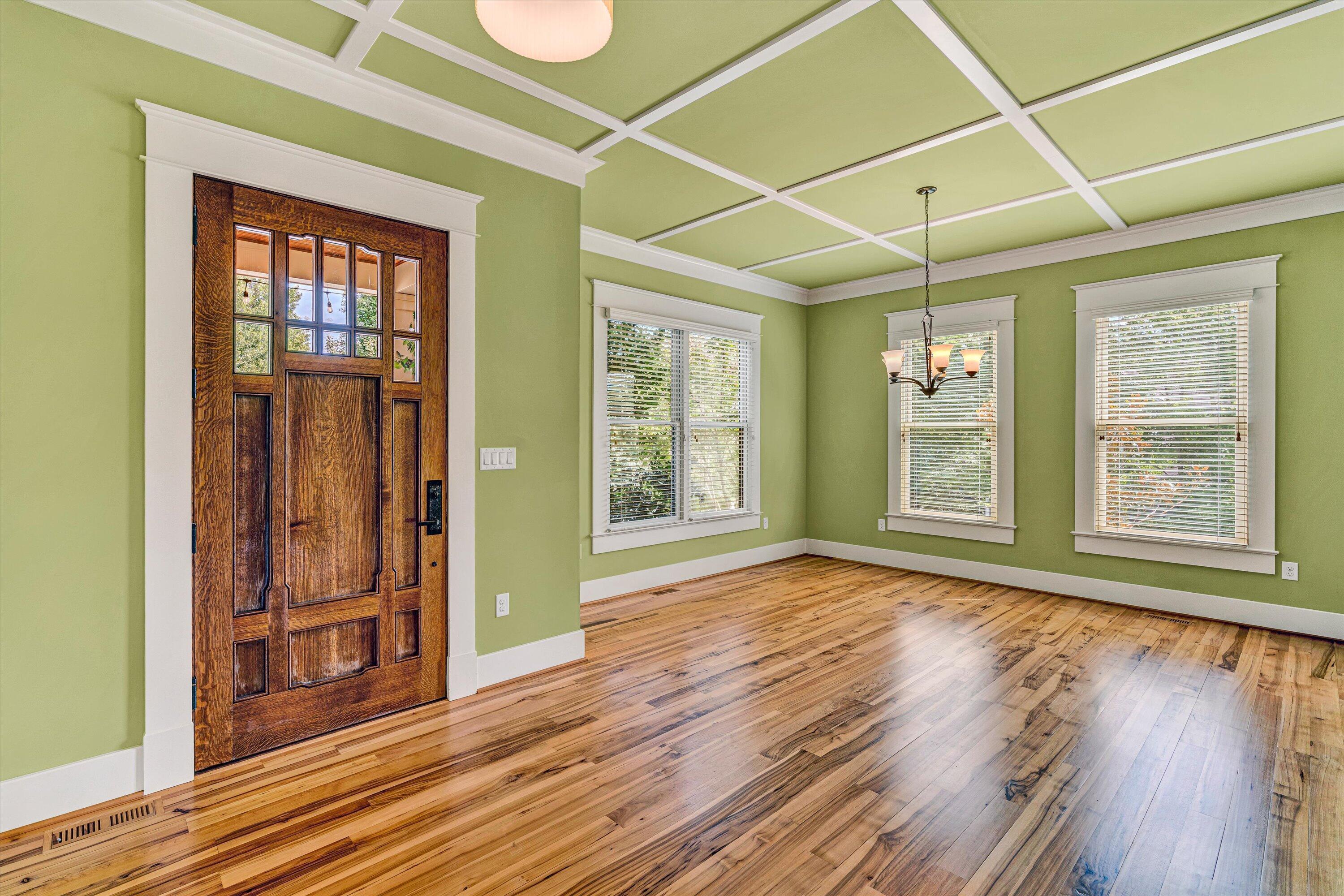 Image 3: 03-VM-03015