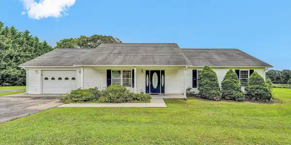 75 Evergreen RD