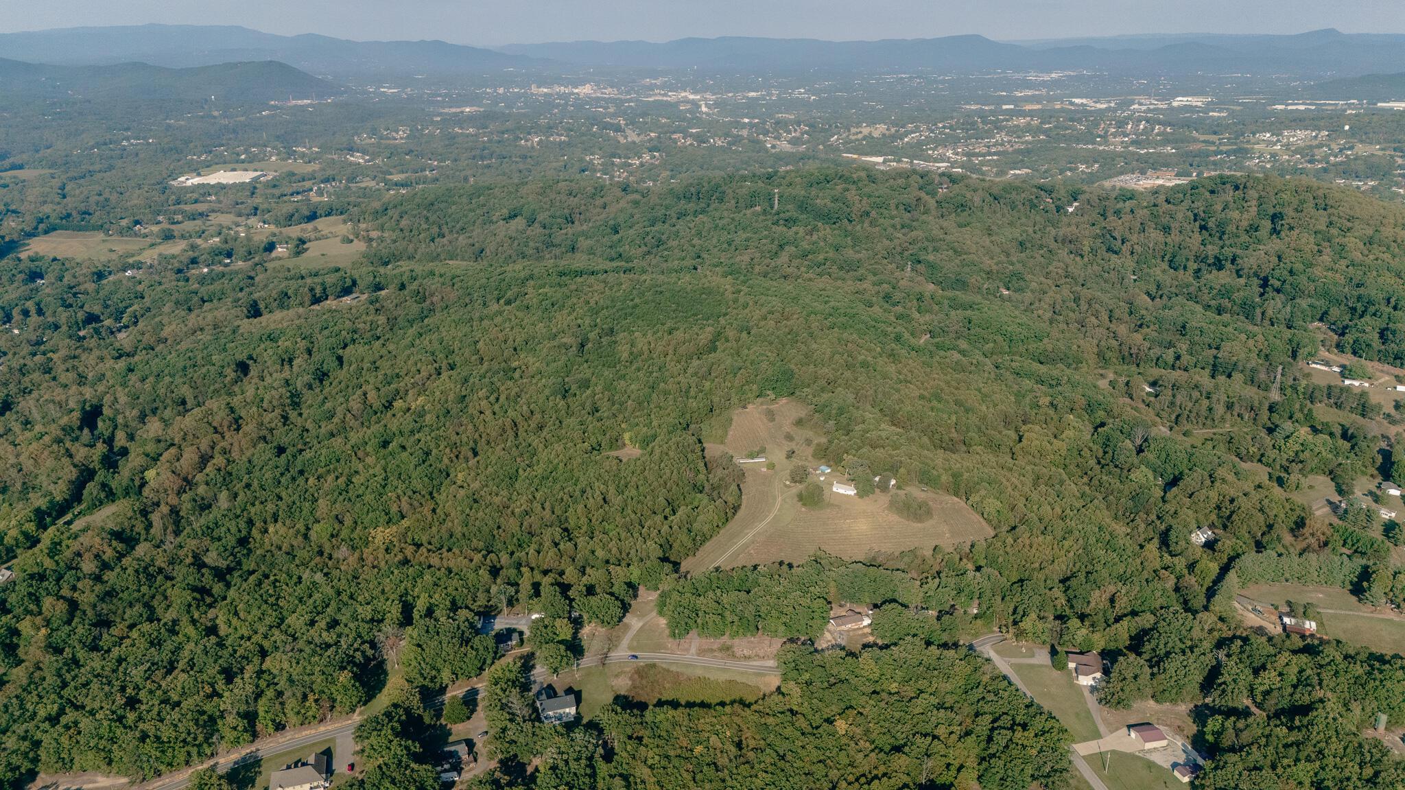 Image 3: Miller-Hawkins pic 1