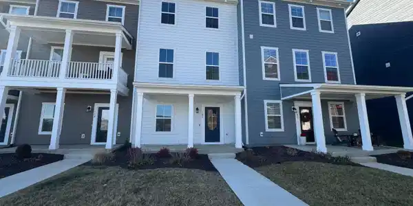 183 Broad ST