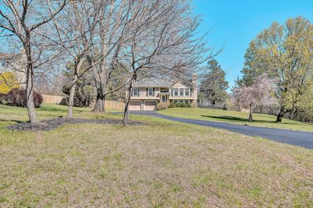 7901 Cedar Edge RD