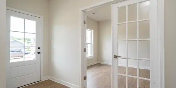 Image 3: Entry