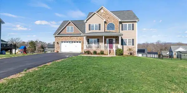1234 Autumn Run DR