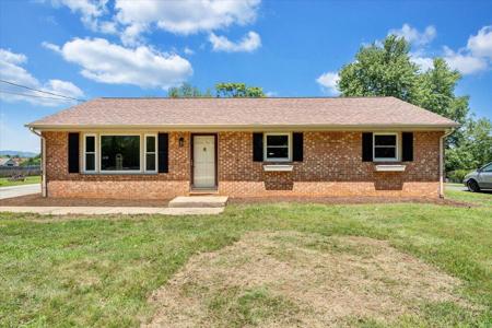 1002 Green Meadows Rd RD