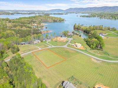 Lot 43 Congressional WAY