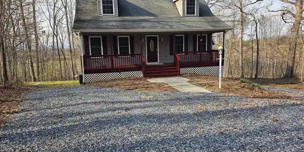 21 Berkeley LN