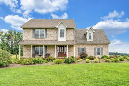 275 Creighton DR