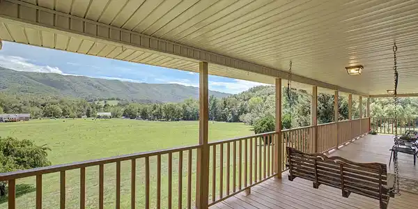 Image 4: 5741 Hall Rd-9