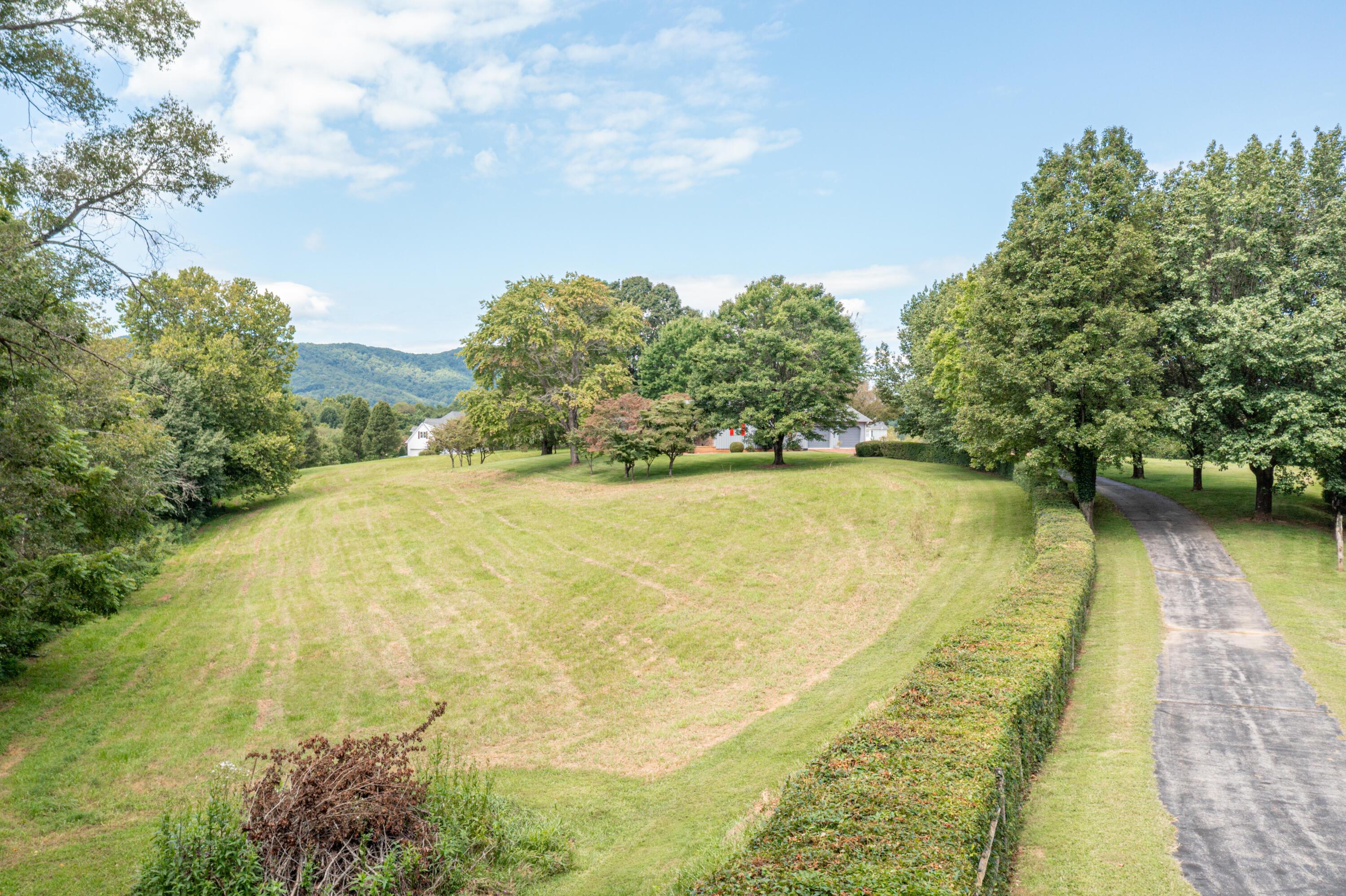 Image 3: Mountain views