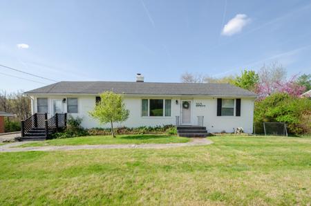 3823 Green Valley DR