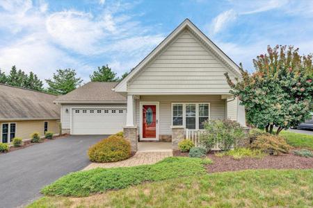 8110 Golden Oak LN