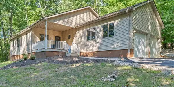 109 Creeden DR
