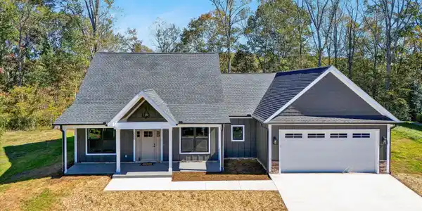 200 Cambridge CT