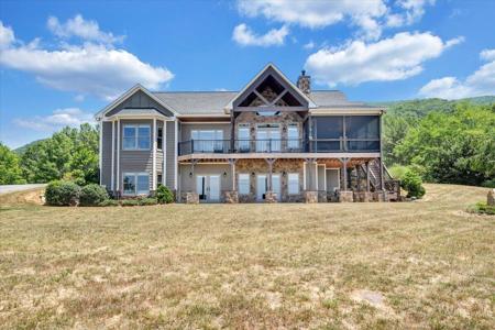 890 Blain RD