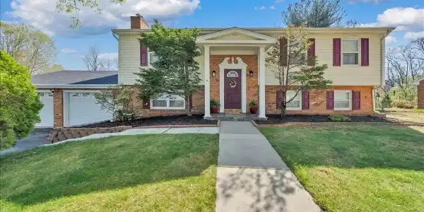 812 Knollwood DR