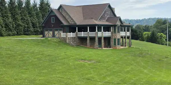 110 Monty RD