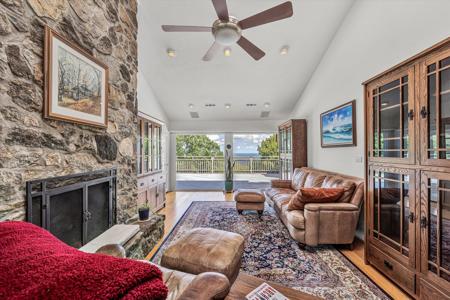 291 Windridge PKWY