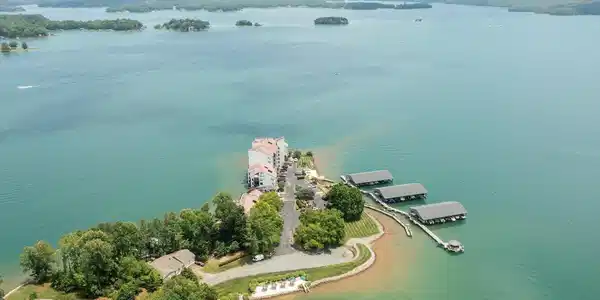 Image 2: Vista Pointe Resort
