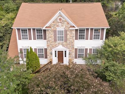 1397 Fieldgate RD