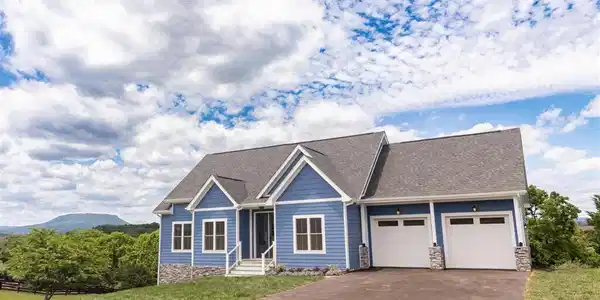 20 Cora LN