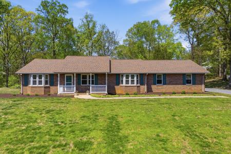 229 Normans LN