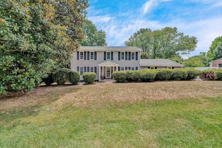 6313 Christie LN